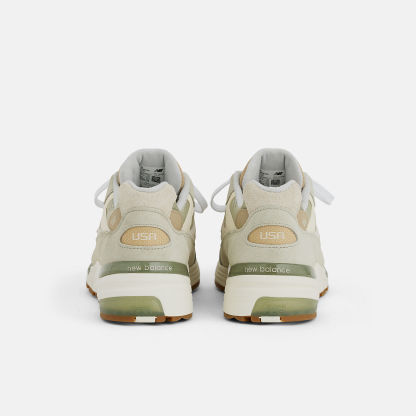 Made in USA 992