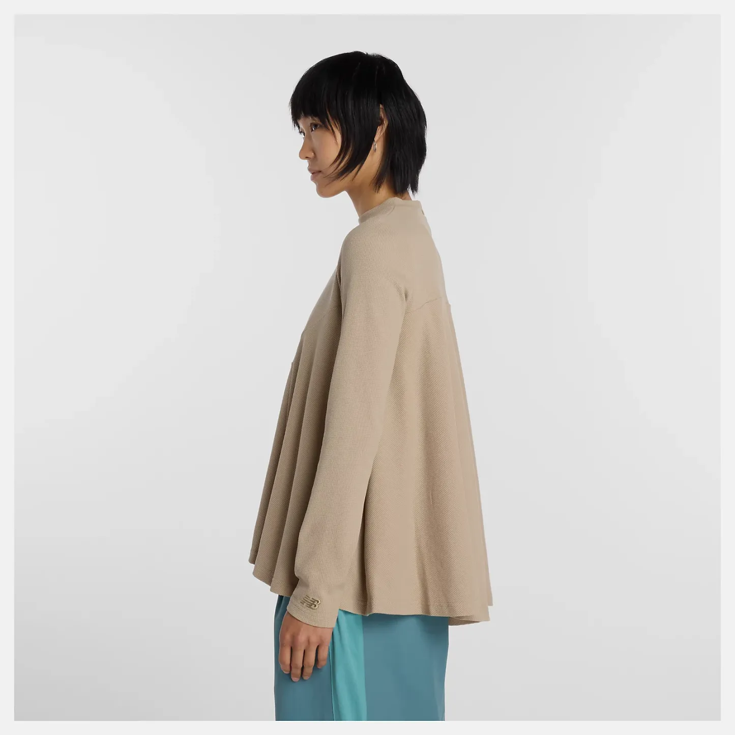 NB GREY ペプラム長袖トップ