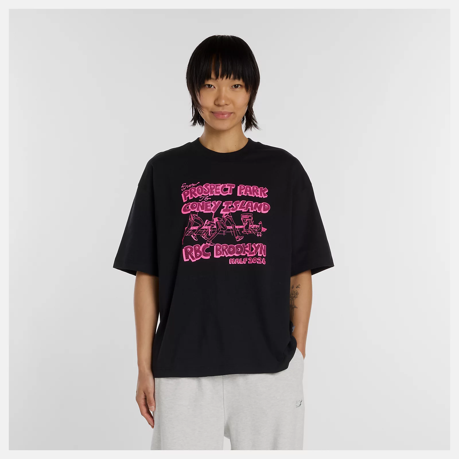 RBC Brooklyn HalfグラフィックオーバーサイズTシャツ