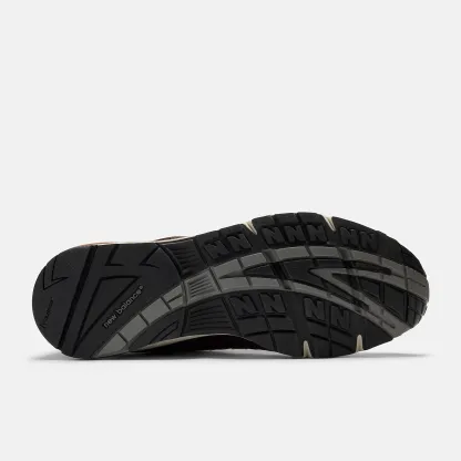 Made in UK M991v1