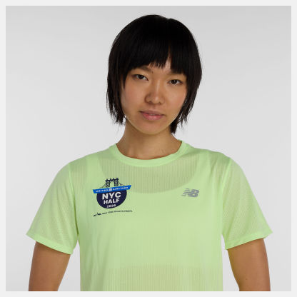 United Airlines NYC HalfハーフウィメンズアスレチックスTシャツ