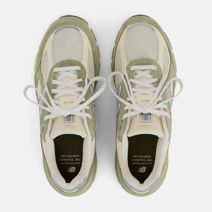 Made in USA 990v4
