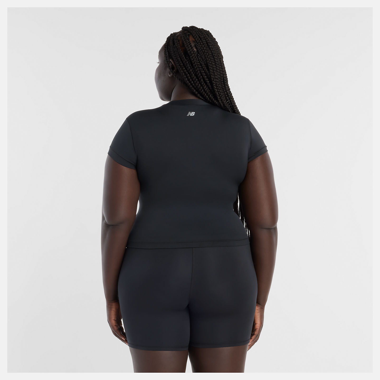 NB Define フィッテドショートスリーブTシャツ