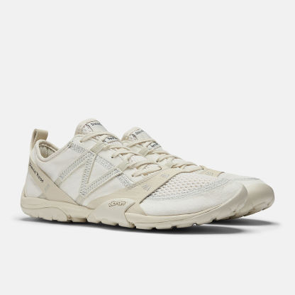 District Vision x New Balance MT10O