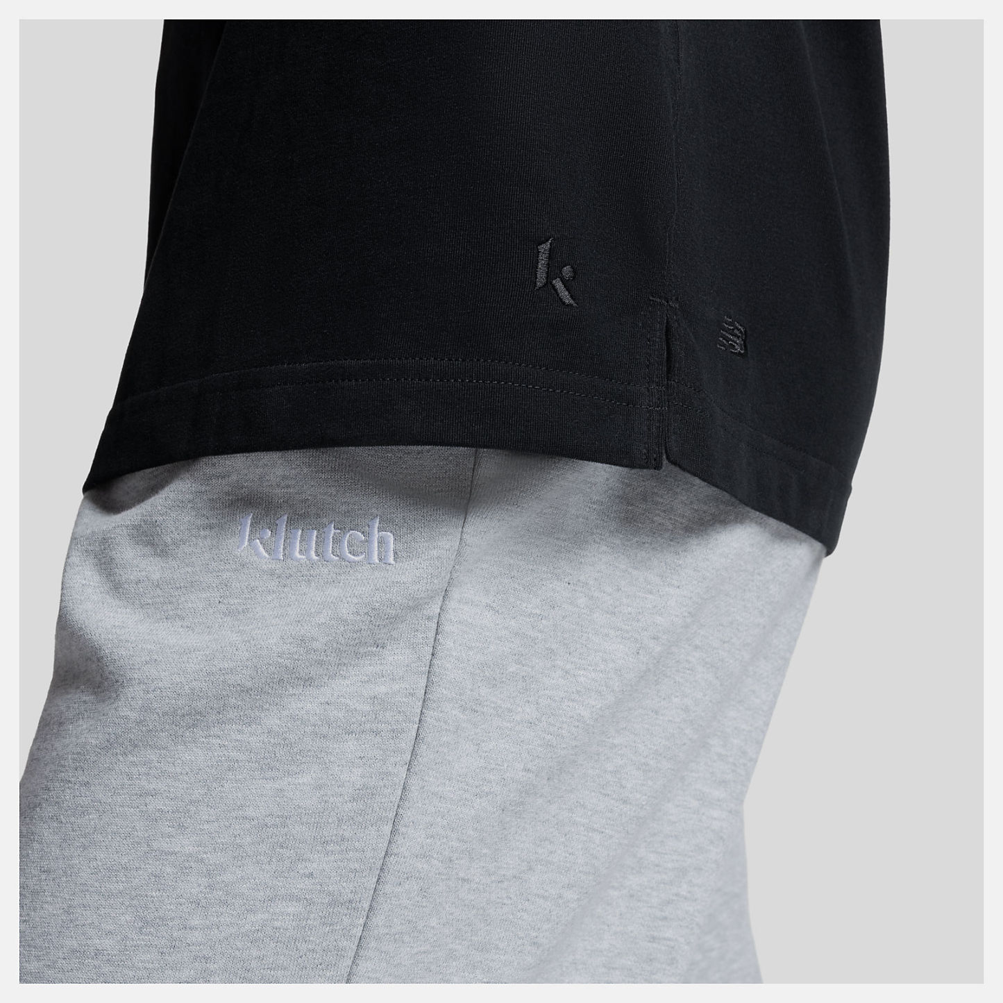 Klutch X NBバーサタイルTシャツ