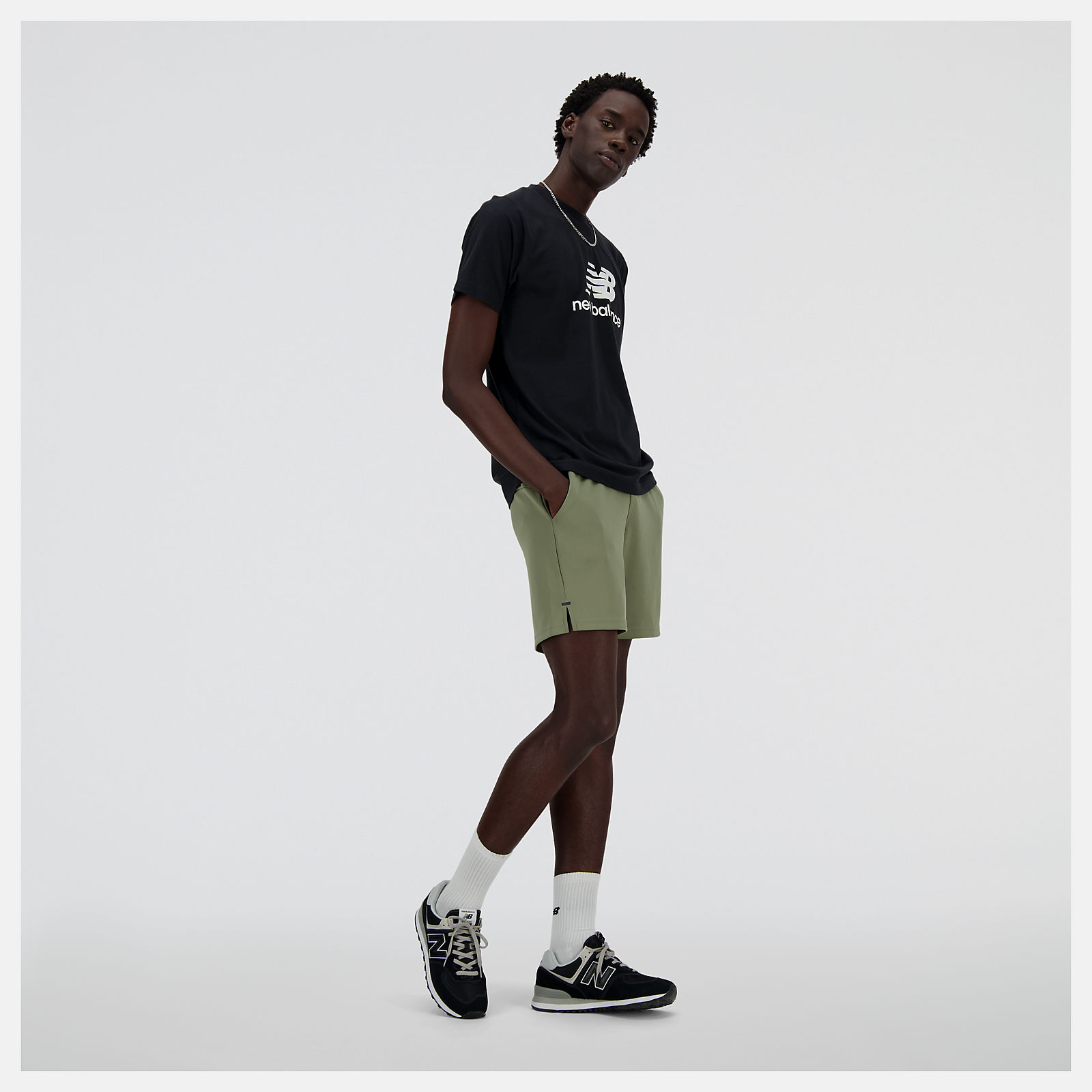 New Balance Stacked Logo ショートスリーブTシャツ