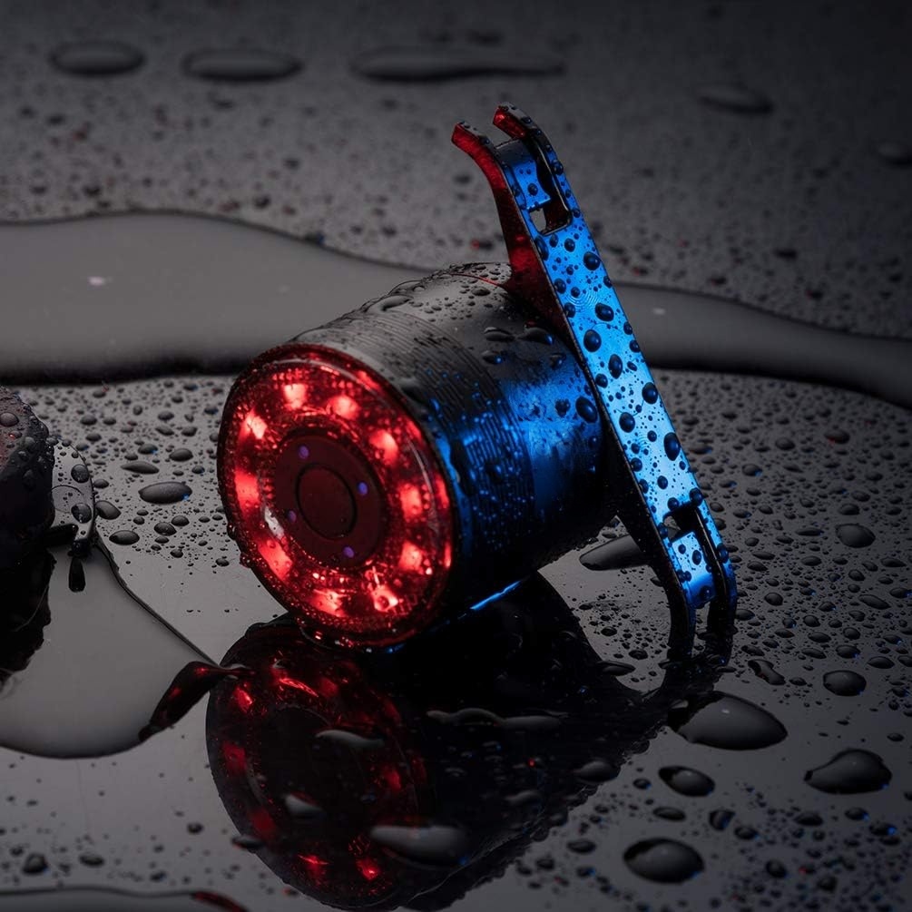 Q1 Tail Light USB with 7 Lighting Colors