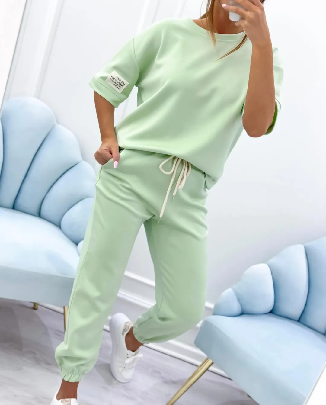 ⏳ Limited-time offer! ⏰ Women's casual set, including a solid color top and trousers.