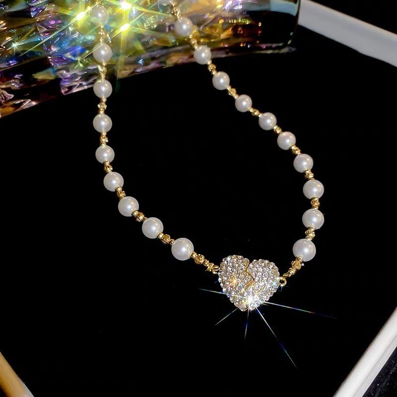 14K Magnetic Heart Pearl Necklace