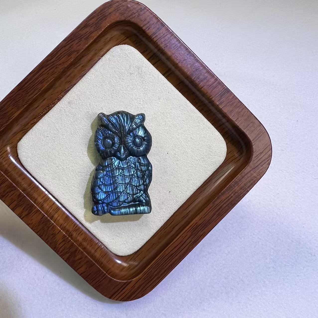 One-of-a-Kind Natural Labradorite Owl Pendant, Ultra Flashy Blue Sheen Crystal, Hand-Carved Wisdom Talisman, Mystical Protection Amulet