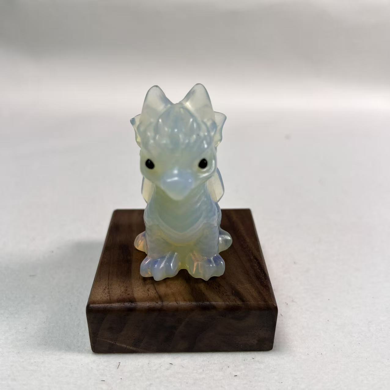 Natural Crystal Baby Dragon Carving Set, Cute Whimsical Fantasy Decor, Hand-Carved Healing Stone Ornaments, Multiple Variants Available