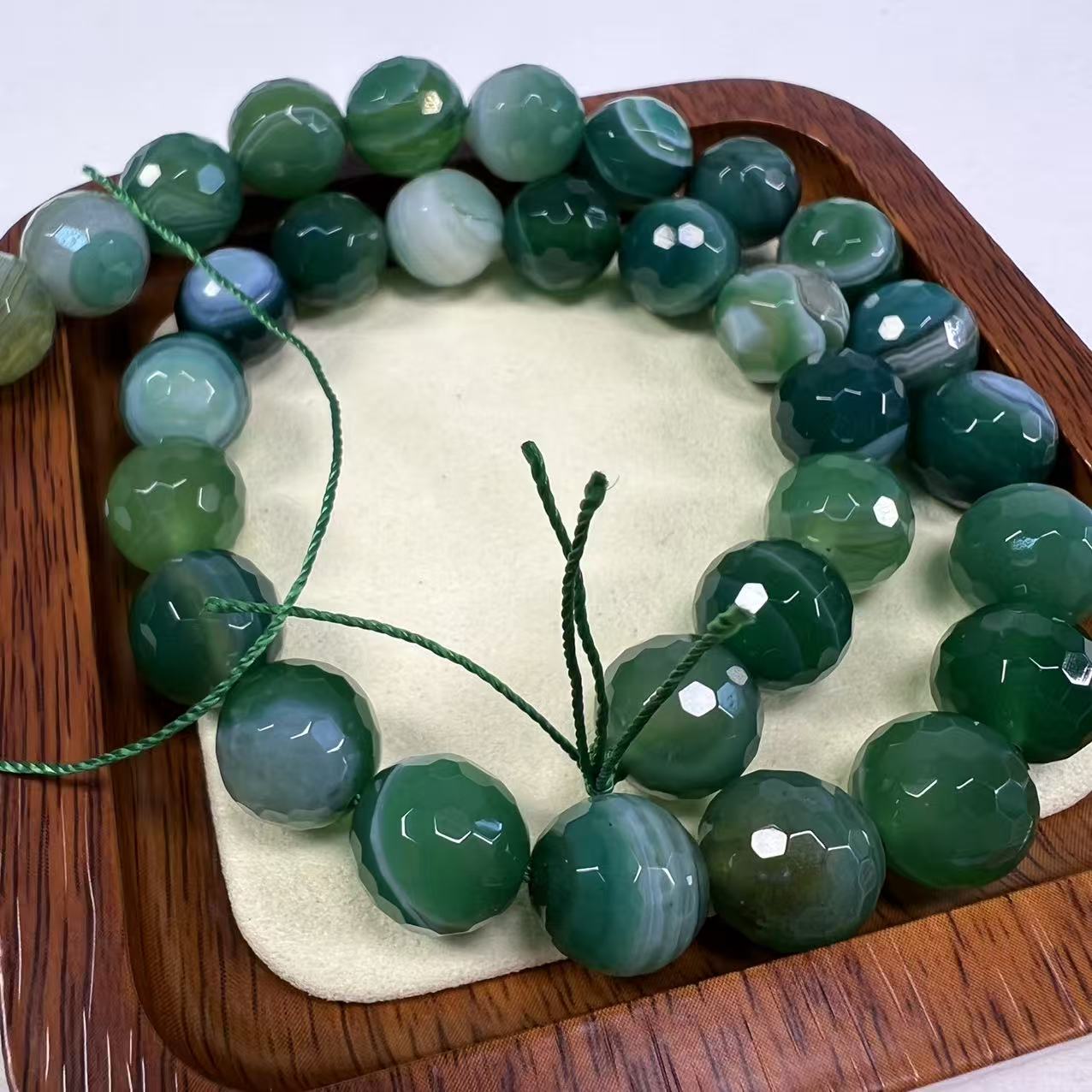 Natural Green Banded Agate Faceted Beaded Bracelet, Earthy Tone Gemstone Healing Jewelry for Calm, Growth & Abundance, Boho Stretch Bracelet