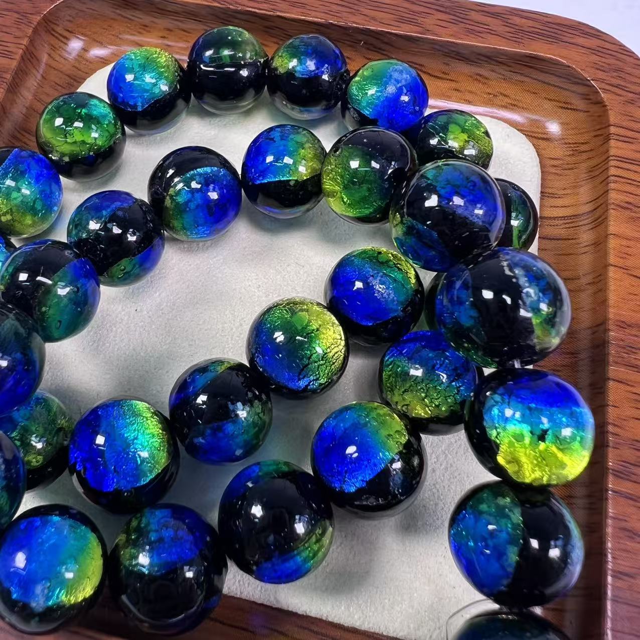 Iridescent Galaxy Glass Beaded Bracelet, Aurora Borealis Inspired Round Beads, Mystical Shimmering Jewelry, Boho Stretch Bracelet for Women