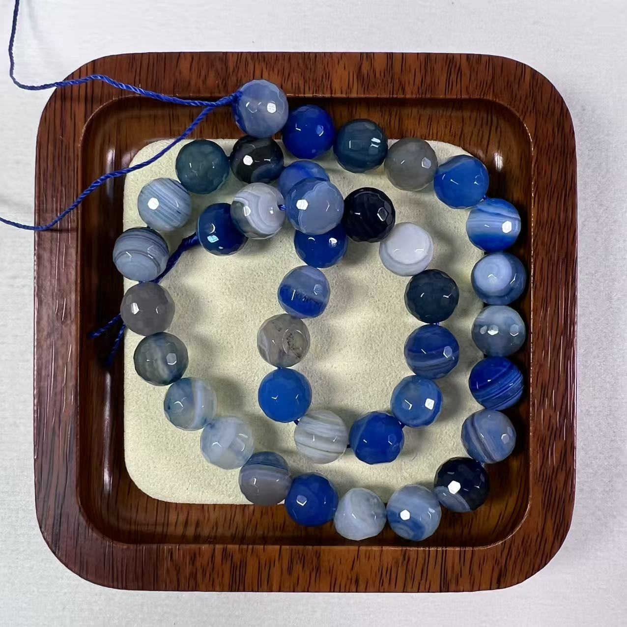 Natural Blue Banded Agate Faceted Beaded Bracelet, Multitone Blue Gemstone Healing Jewelry for Calm, Communication & Balance, Boho Stretch Bracelet