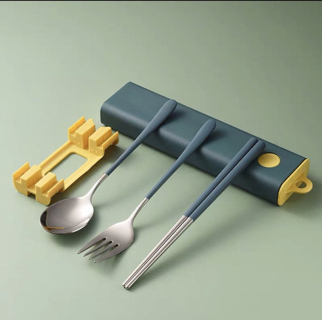 Portable Dinnerware Set-Grand Kitchen