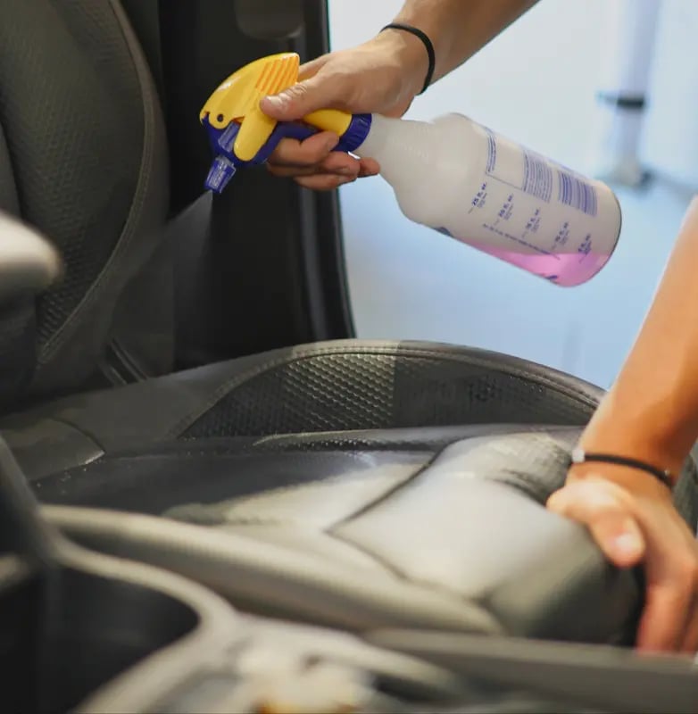 🔥HOT SALE: 49% OFF🔥🌀 360° Tilt Spray Adapter – Turn Any Bottle into a Full-Angle Sprayer