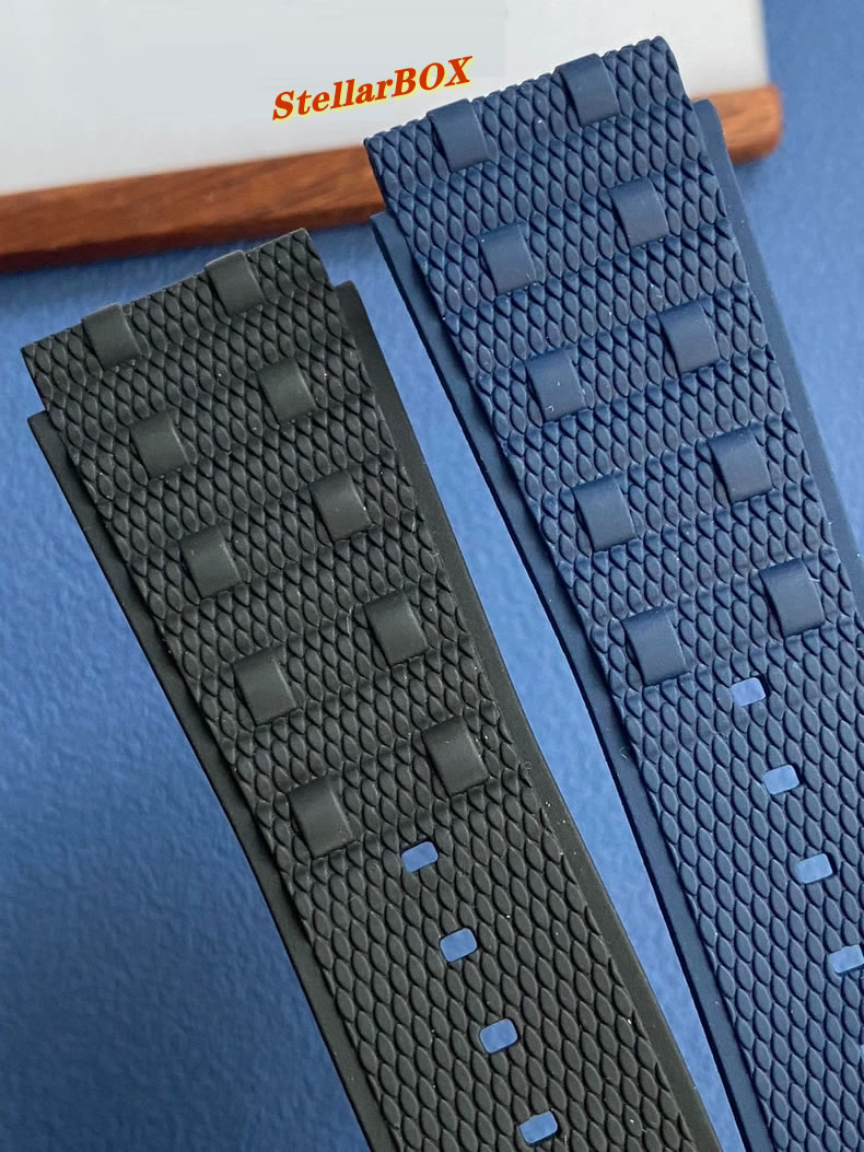 Breitling Chronomat B01 fluororubber strap, Breitling Superocean strap (22 mm)