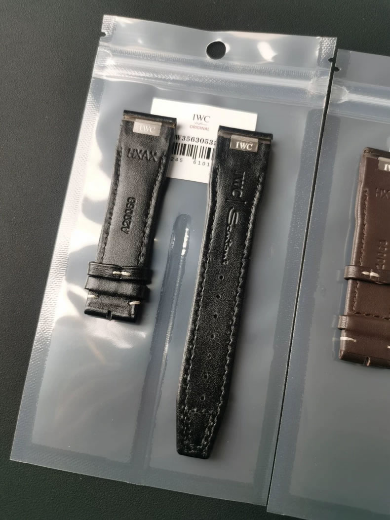 IWC Mark Genuine Leather Original Pilot’s “Little Prince” 20 18 17 Watch with Quick-Release Strap
