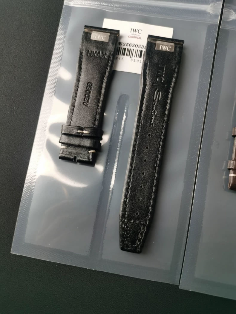 IWC Mark Genuine Leather Original Pilot’s “Little Prince” 20 18 17 Watch with Quick-Release Strap