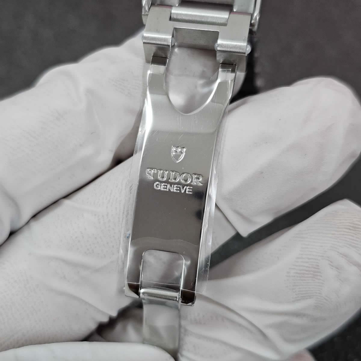 Tudor Black Bay Steel Bracelet: Genuine Tudor 1958/54 Model Watch with Micro-Adjustable Folding Clasp