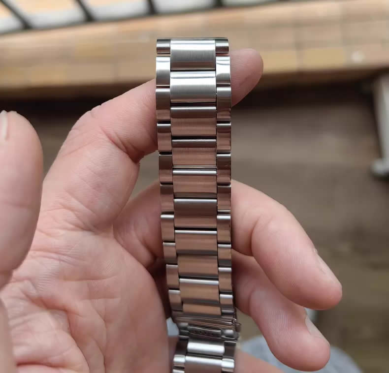 Pre-owned IWC Watch Solid Stainless Steel Three-Link Bracelets  18mm, 20mm, 22mm
