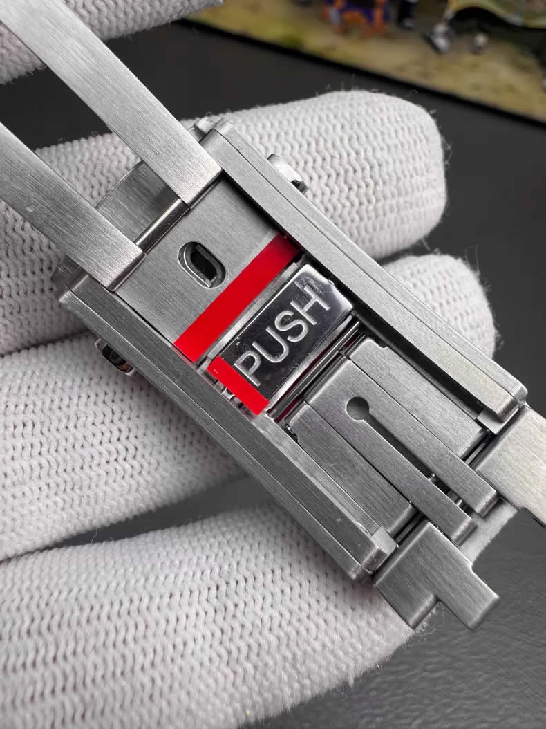 Genuine Micro-Adjustable Folding Clasp for Omega Seamaster 300/600 Watches, 20mm