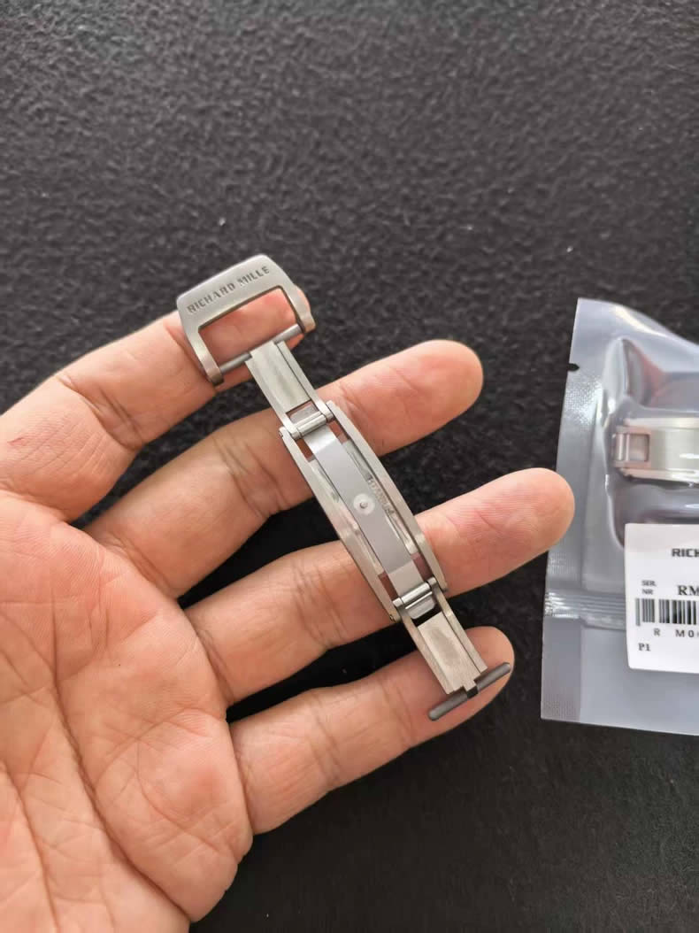 Richard Merlot RM30M 65 030 Series Rubber and Titanium Steel Folding Clasp 18mm