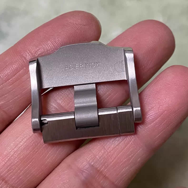 Audemars Piguet Royal Oak Offshore 26420, 15720 Quick-Release Fluorocarbon Rubber Strap Buckle
