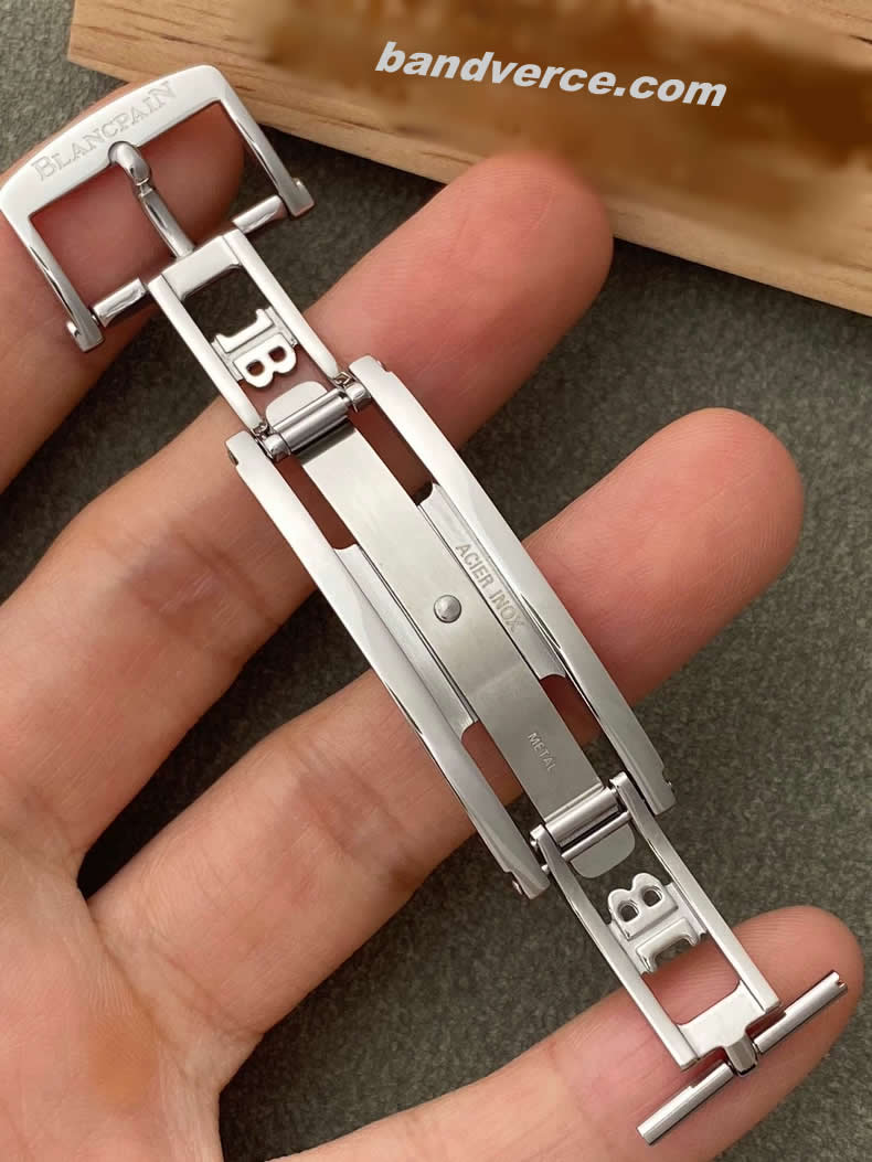 Authentic Blancpain Classic 6654, 6651, 6224, 6662 Buckle: Butterfly Clasp 5100, Folding Clasp 18mm