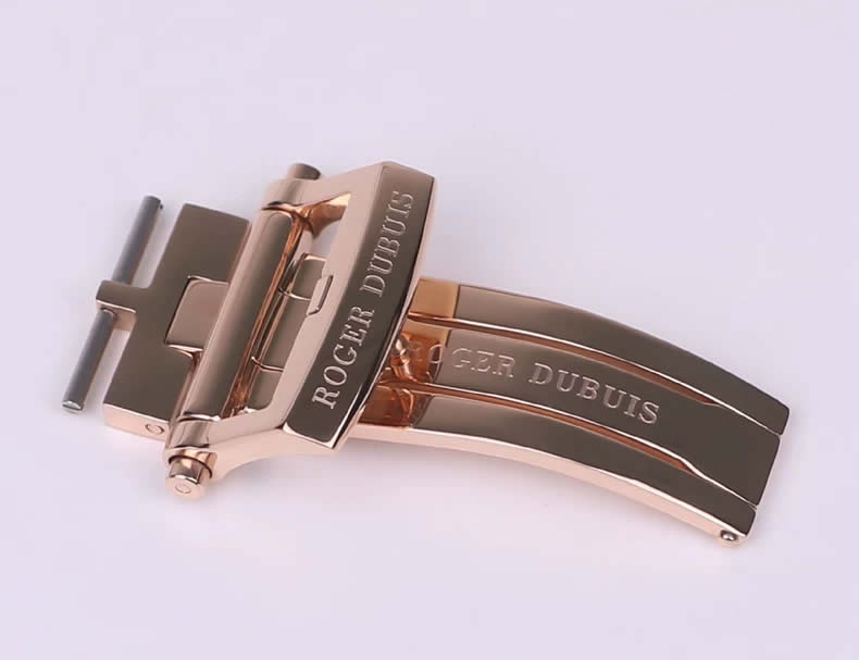 Roger Dubuis watch buckles: double-push folding clasp, butterfly clasp 18mm