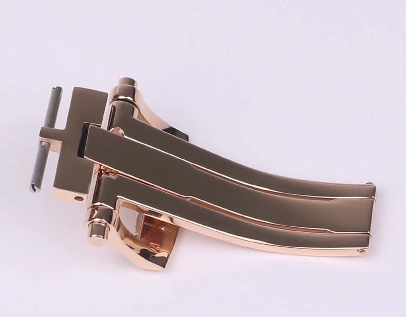 Roger Dubuis watch buckles: double-push folding clasp, butterfly clasp 18mm