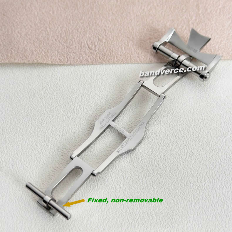 Vacheron Constantin Overseas Fiftysix Collection Traditionnelle butterfly clasp, leather and rubber strap with folding clasp