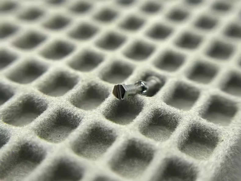 Audemars Piguet Royal Oak Series 67540 Bezel Screws