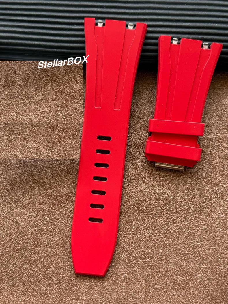 Audemars Piguet 26420 Quick-Release Strap; AP Royal Oak Offshore Fluor rubber Strap, 30 mm