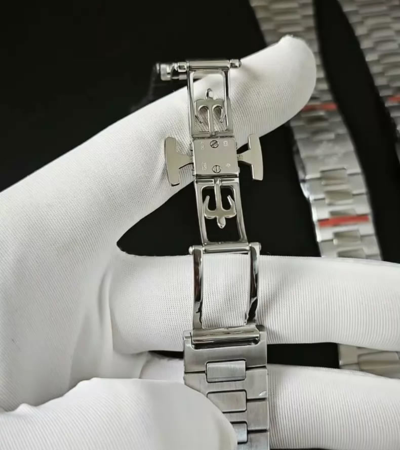 Patek Philippe NAUTILUS Genuine Steel Bracelet Compatible with models 5711, 5712, 5726, 5740, 5990 New clasp bracelet