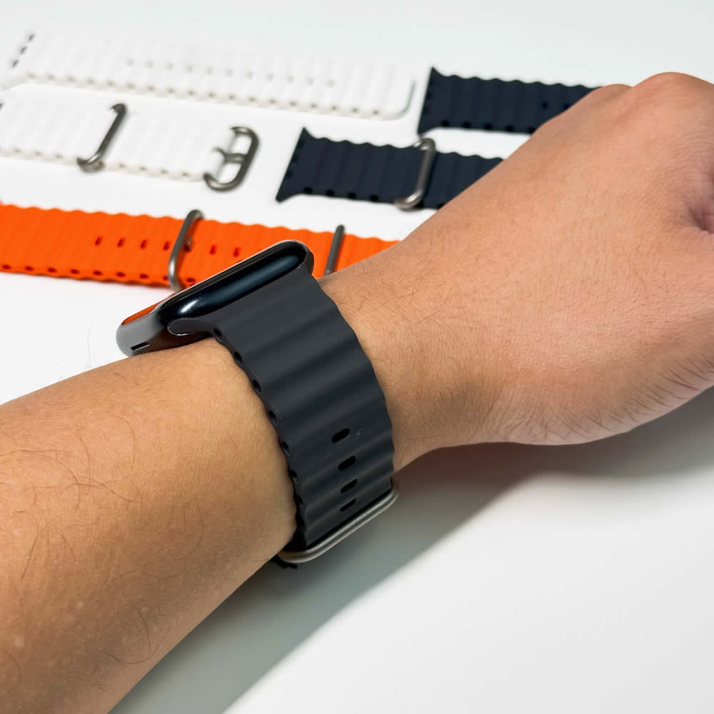 Apple Watch Ultra 3/2/1, Series 11/10/9/8 Fluorocarbon Rubber and Titanium Ocean Band