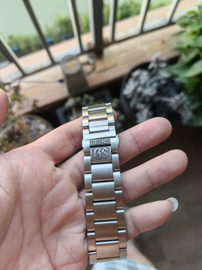 GRAND SEIKO GS Watch: Pre-owned Stainless Steel Strap, 19mm