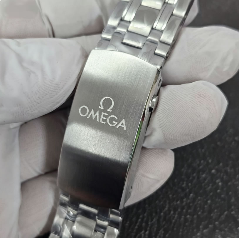 Stainless Steel Micro-Adjustable Folding Clasp for the Omega Seamaster 300 and the New 210 Watch