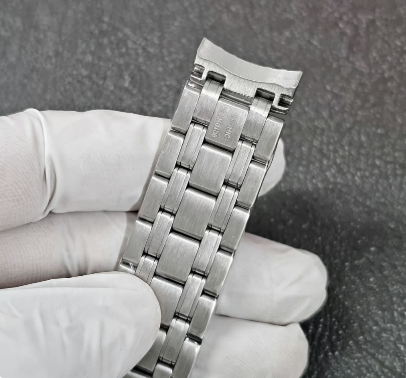 Stainless Steel Micro-Adjustable Folding Clasp for the Omega Seamaster 300 and the New 210 Watch