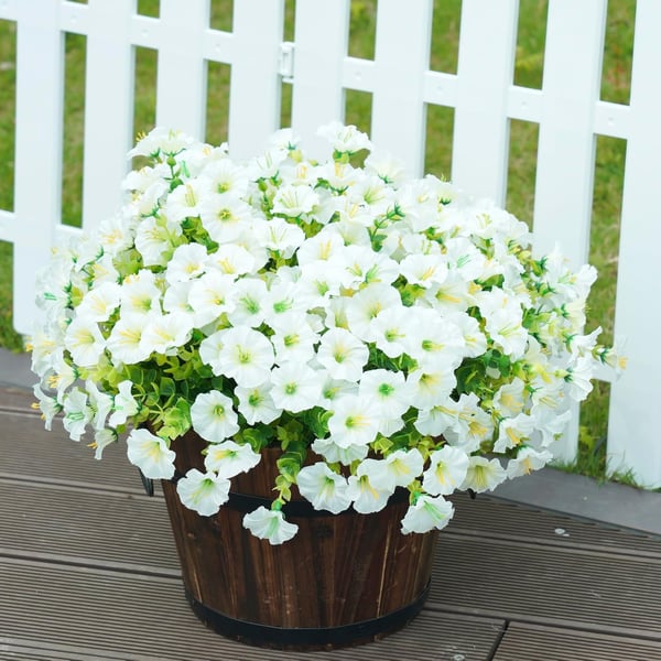 ✨UV Simulation Artificial Petunias