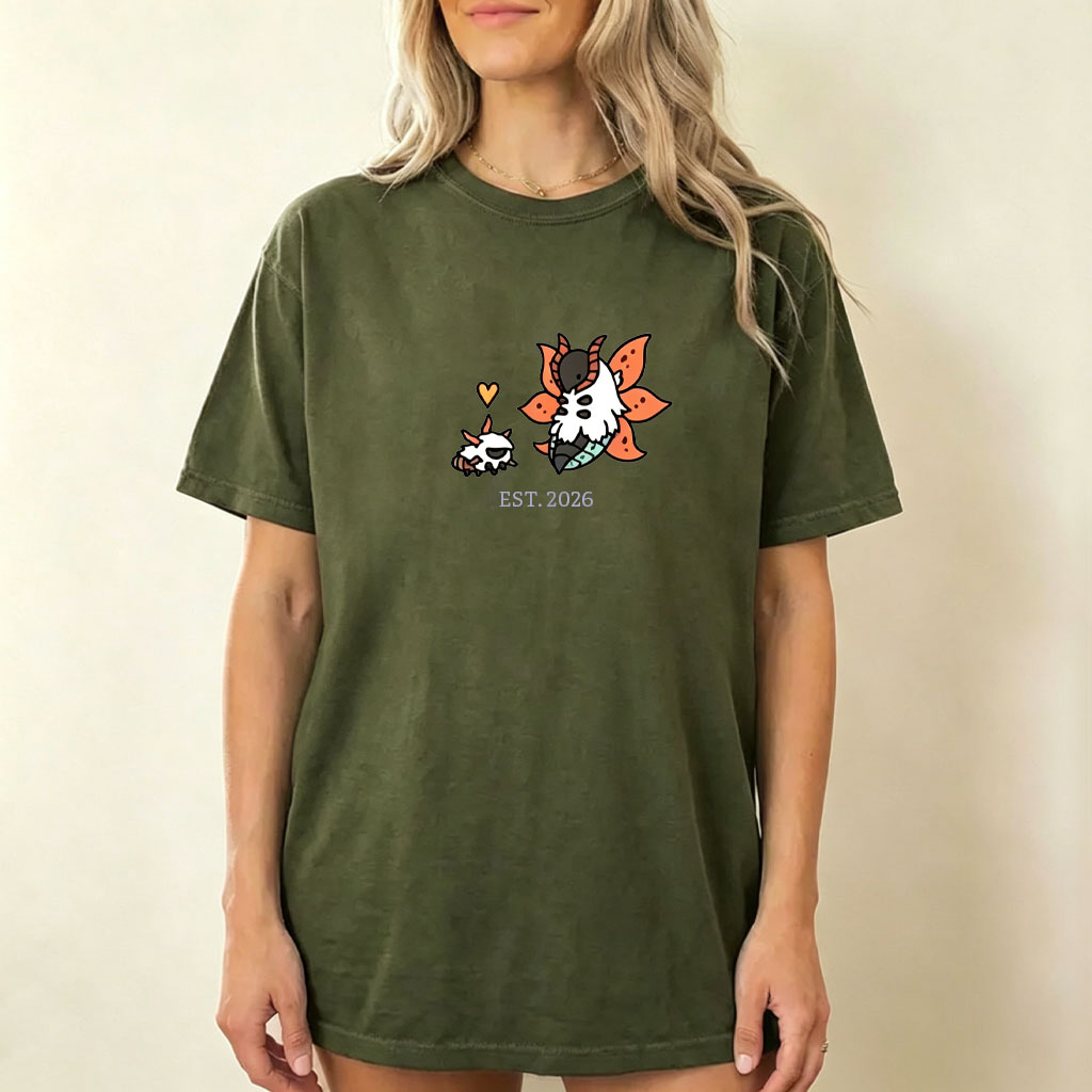 Cute Parent & Kid Volcarona Vintage Washed T-Shirt