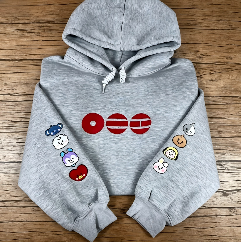 Arirang BTS logo tee, World Tour 2026