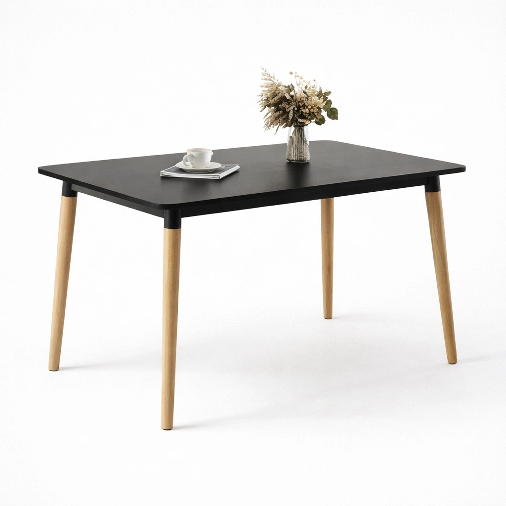 Esstisch mit schwarzem Gestell und Holzplatte-Yelviro