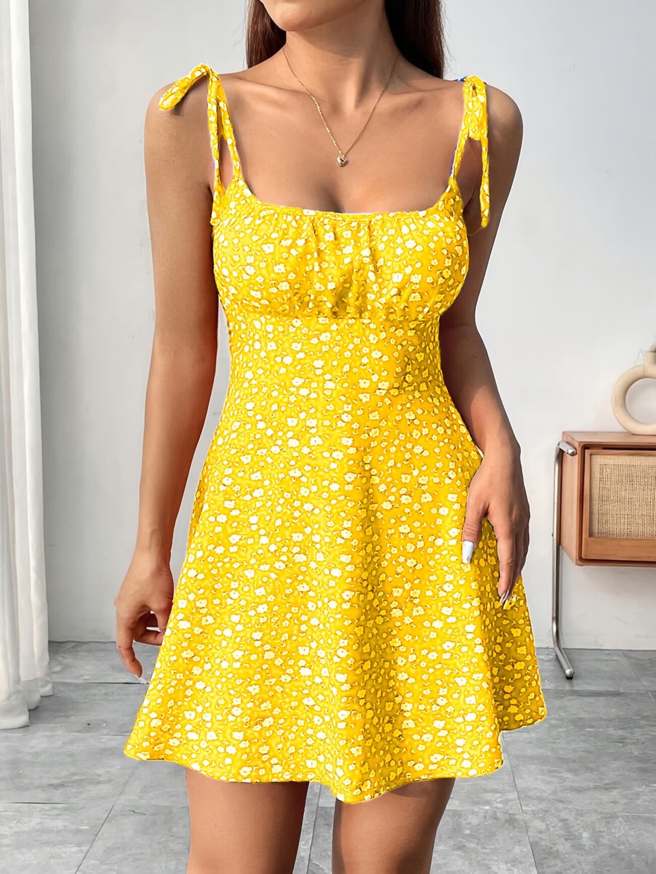 Floral Print Stretch Waist Camisole Dress