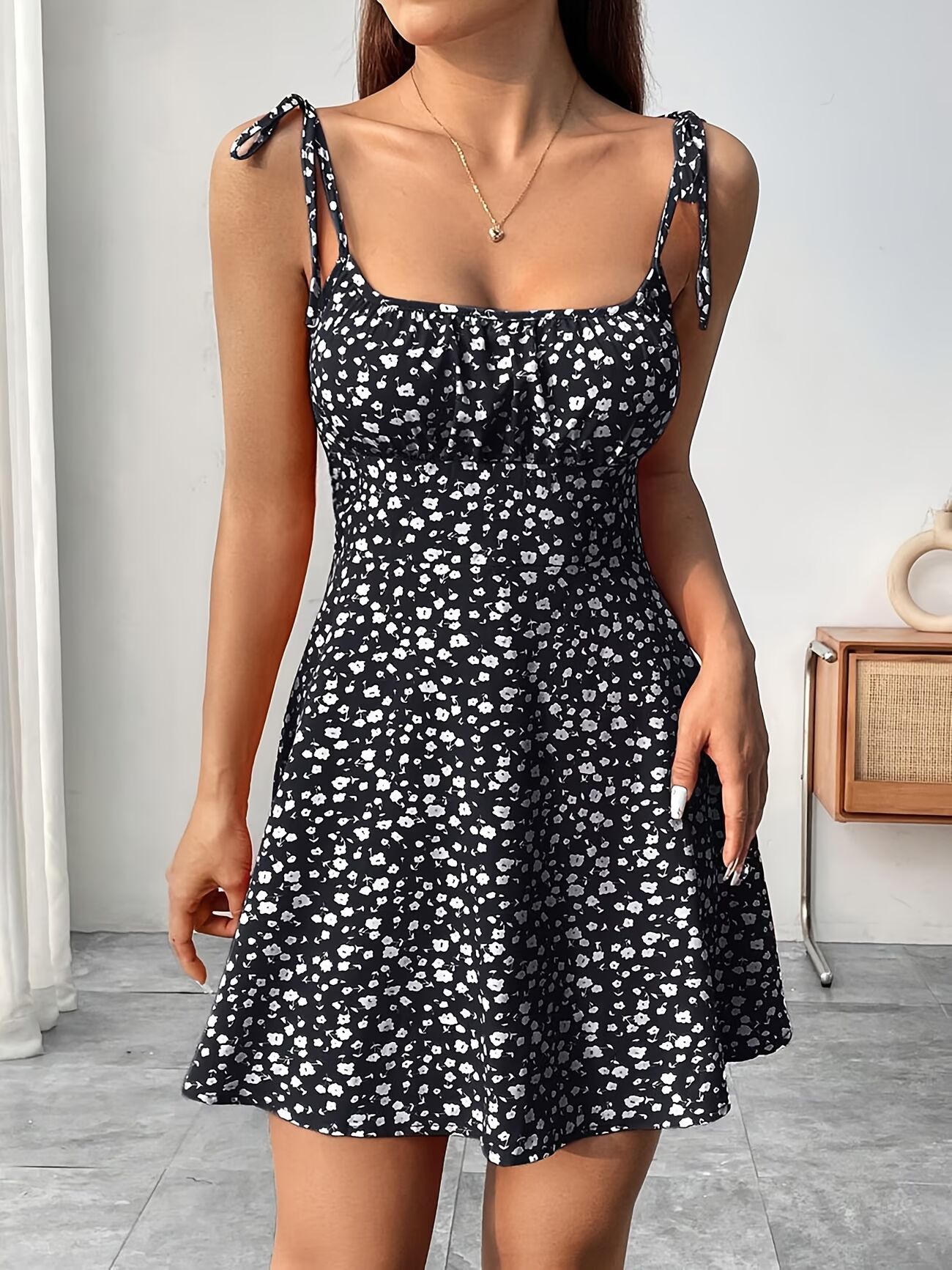 Floral Print Stretch Waist Camisole Dress