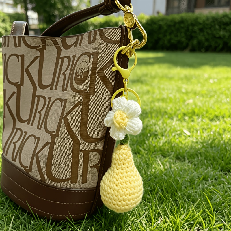1pc Crochet Pear Keychain, Handmade Knitted Pear Bag Charm with Bell, Cute Plush Fruit Key Ring Accessories for Women, Purse Backpack Pendant, Aesthetic Gift