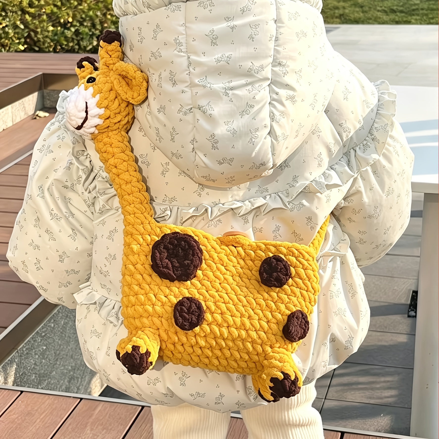 Strip Giraffe Bag Material Pack, Suitable for Beginner And Intermediate Crochet Knitting Tool Kit, Includes Materials, Animal Knitting Craft Set, Ideal for Adult Knitting Entry
