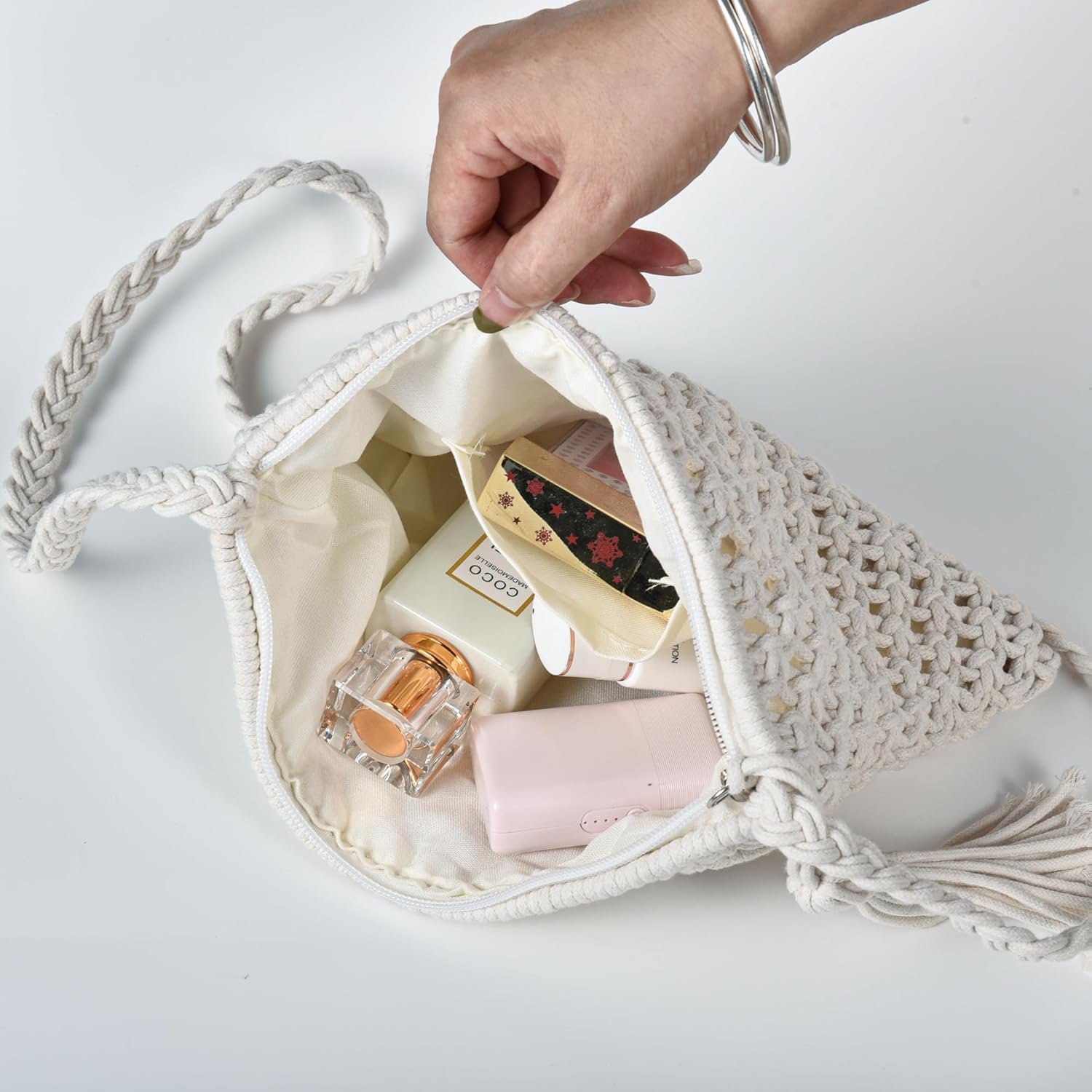 Handmade Crochet Purse Boho Cotton Rope Crossbody Shoulder Bag with Tassel Casual Bag for Women