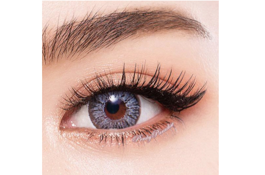 Super Series Grey colored contact close up