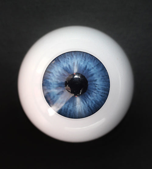 Preview of Uris Arctic Brown Colored Contacts on light eyes(before)